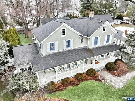 215 Hill Street Midland Park NJ 07432