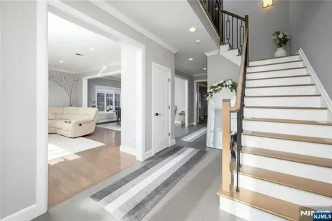 2021 Fletcher Avenue Fort Lee NJ 07024