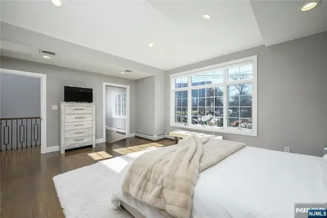 2021 Fletcher Avenue Fort Lee NJ 07024