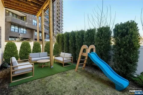 2021 Fletcher Avenue Fort Lee NJ 07024