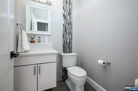 2021 Fletcher Avenue Fort Lee NJ 07024