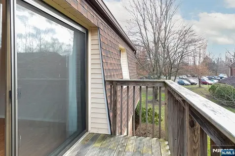 423 Meadow Woods Lane Lawrence NJ 08648
