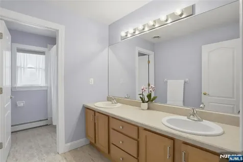 30 Somerset Lane Warwick NY 10990