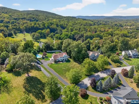 30 Somerset Lane Warwick NY 10990