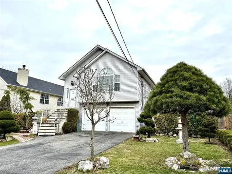 101 Phelps Avenue Englewood NJ 07631