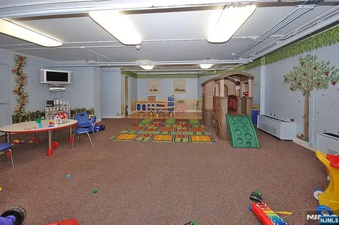 300 Winston Drive Cliffside Park NJ 07010