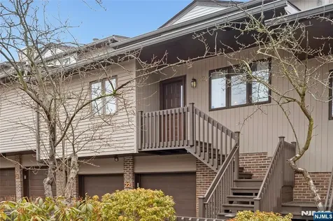 22 Peach Hill Court Ramsey NJ 07446