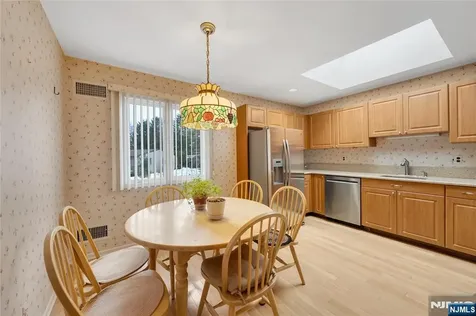 22 Peach Hill Court Ramsey NJ 07446