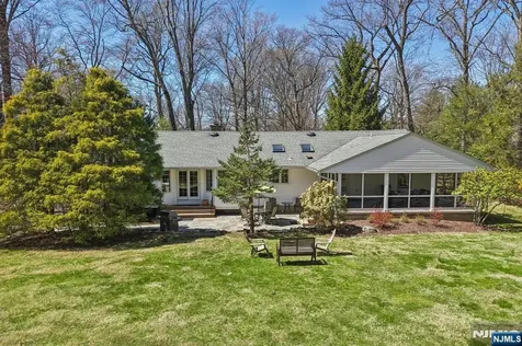 132 Dimmig Road Upper Saddle River NJ 07458