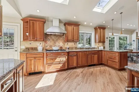 132 Dimmig Road Upper Saddle River NJ 07458