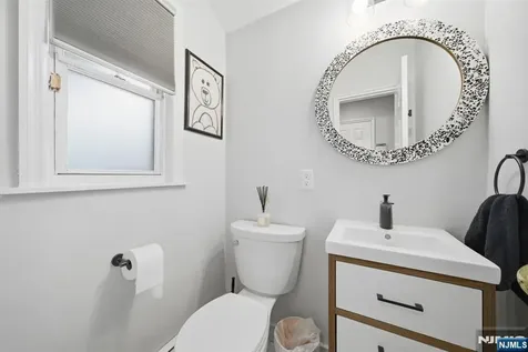 126 Sussex Road Tenafly NJ 07670