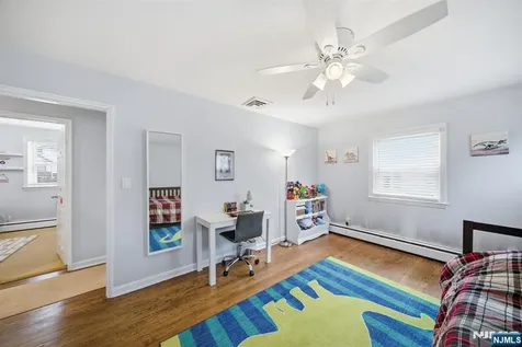 126 Sussex Road Tenafly NJ 07670