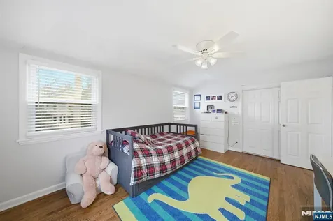 126 Sussex Road Tenafly NJ 07670
