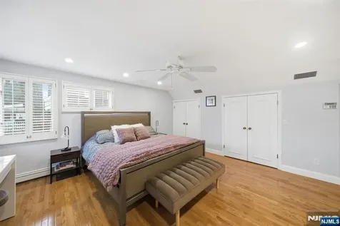 126 Sussex Road Tenafly NJ 07670