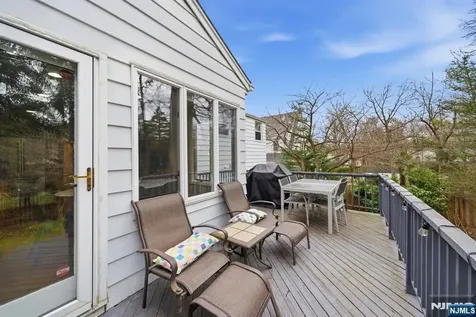126 Sussex Road Tenafly NJ 07670