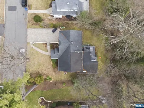 126 Sussex Road Tenafly NJ 07670