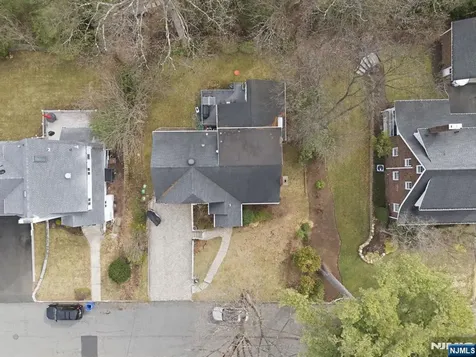 126 Sussex Road Tenafly NJ 07670