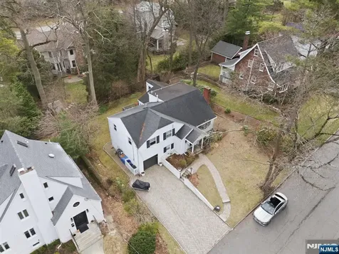 126 Sussex Road Tenafly NJ 07670