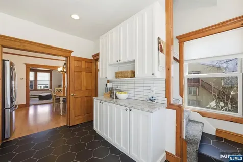 12 Chestnut Street Cresskill NJ 07626