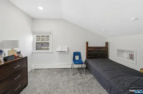 12 Chestnut Street Cresskill NJ 07626