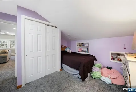 12 Chestnut Street Cresskill NJ 07626