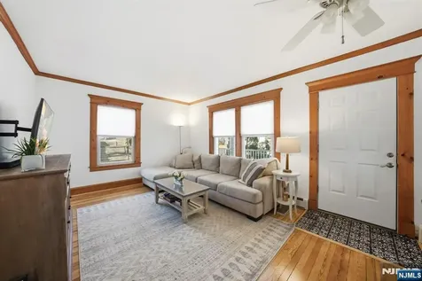 12 Chestnut Street Cresskill NJ 07626
