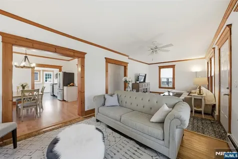 12 Chestnut Street Cresskill NJ 07626