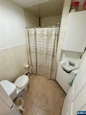 24 Hollywood Avenue Hillside NJ 07205