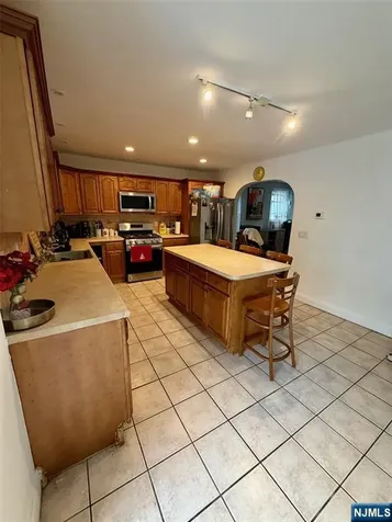 24 Hollywood Avenue Hillside NJ 07205