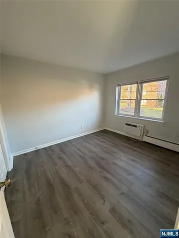 270 Oak Ridgewood NJ 07450
