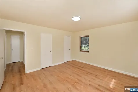 250 Oak Ridgewood NJ 07450