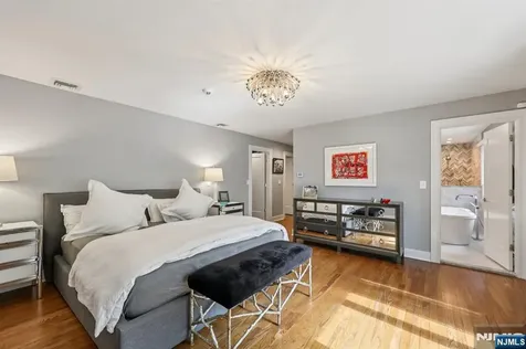 26 Bayberry Drive Saddle River NJ 07458