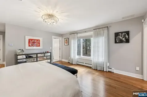 26 Bayberry Drive Saddle River NJ 07458