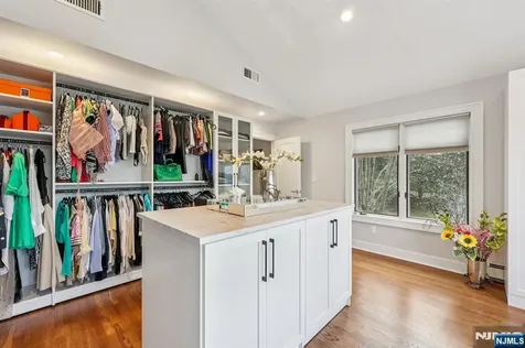 26 Bayberry Drive Saddle River NJ 07458