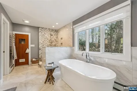 26 Bayberry Drive Saddle River NJ 07458