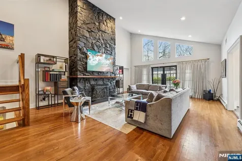 26 Bayberry Drive Saddle River NJ 07458