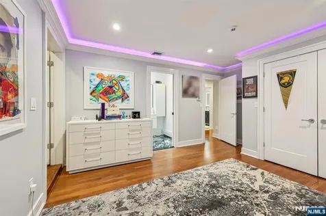 26 Bayberry Drive Saddle River NJ 07458