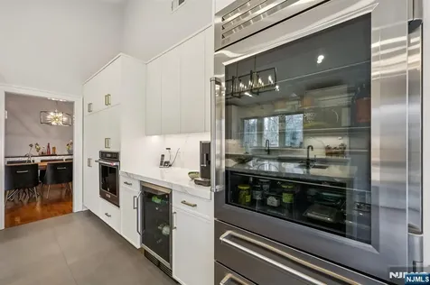 26 Bayberry Drive Saddle River NJ 07458