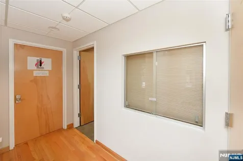 20 Harrison Waldwick NJ 07463
