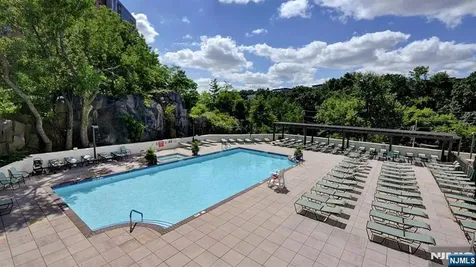 250 Gorge Road Cliffside Park NJ 07010
