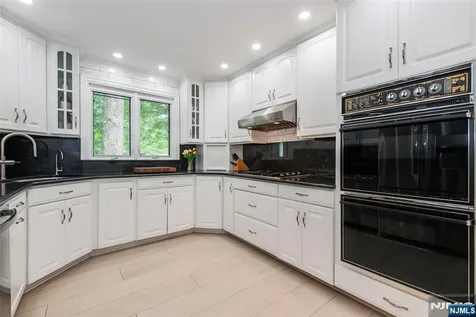 12 Ravine Road Verona NJ 07044