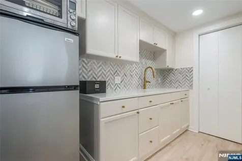 12 Ravine Road Verona NJ 07044
