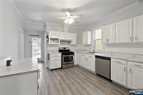 580 Monroe Avenue Elizabeth NJ 07201