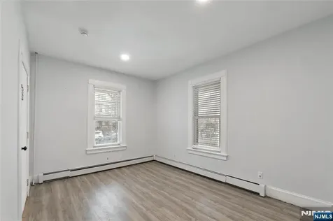 580 Monroe Avenue Elizabeth NJ 07201