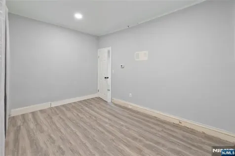 580 Monroe Avenue Elizabeth NJ 07201