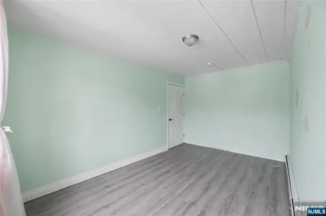 580 Monroe Avenue Elizabeth NJ 07201