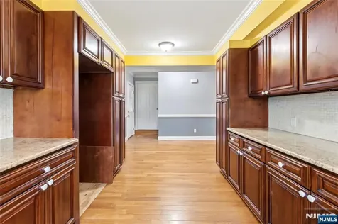 158 Madison Avenue Dumont NJ 07628