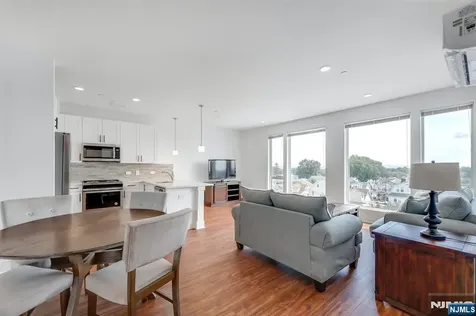 85 Ridge Road North Arlington NJ 07031