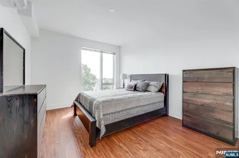 85 Ridge Road North Arlington NJ 07031