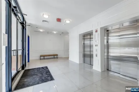 85 Ridge Road North Arlington NJ 07031
